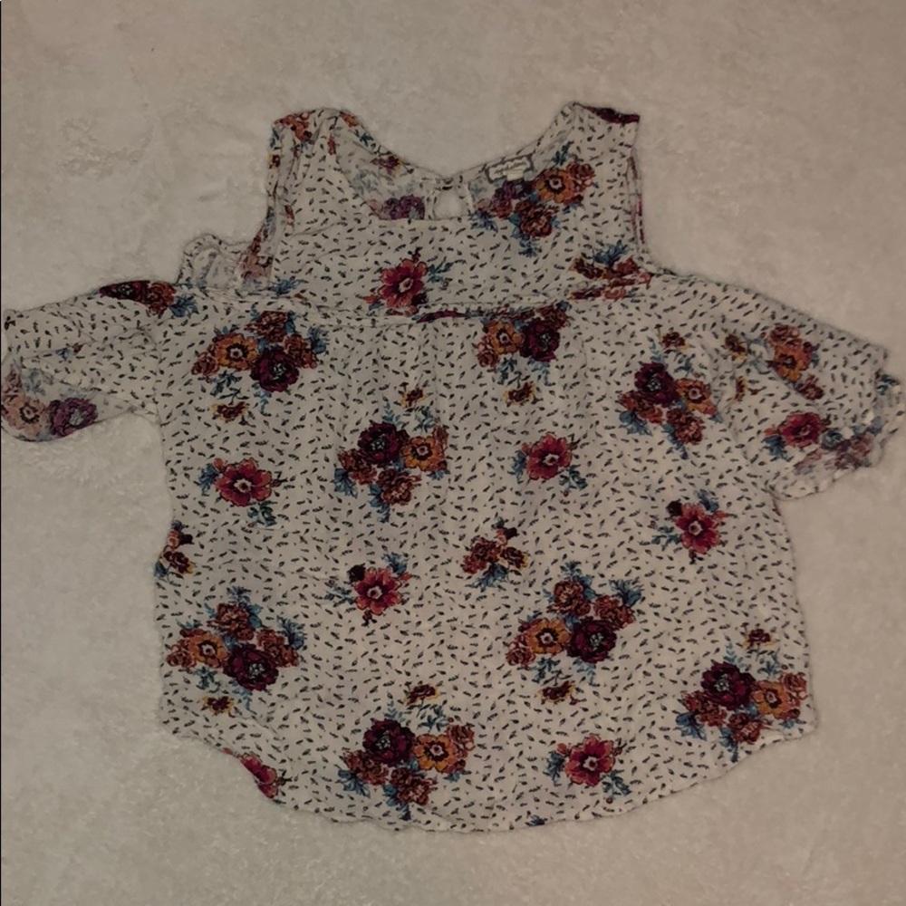 Women’s blouse